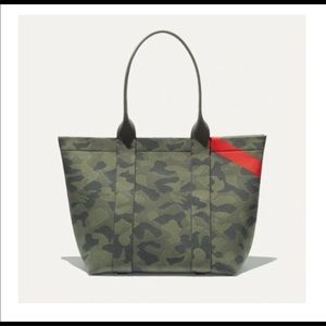 BNIB Rothy’s The Essential Tote Sage Camo